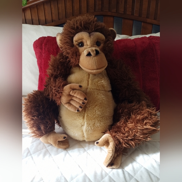 FAO Schwarz Adorable Plush Chimpanzee Toy - Picture 2 of 3